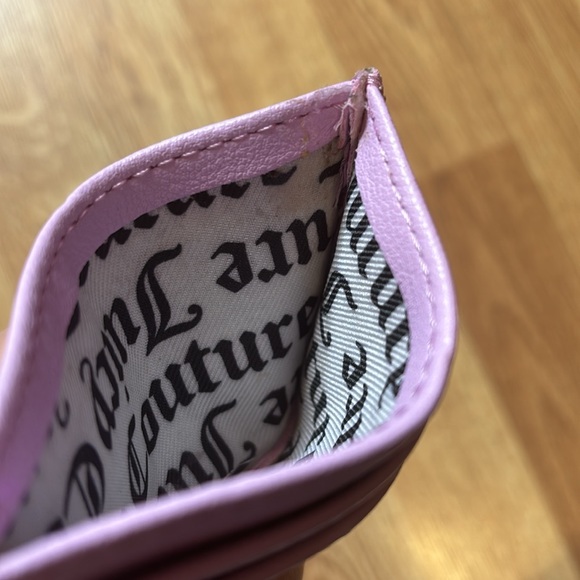 Juicy Couture Pastel Crossbody Bag and small ID wallet - Picture 4 of 10